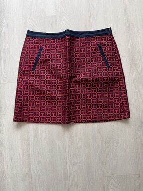 Tommy Hilfiger Red Patterned Mini Skirt with Navy Blue Trim